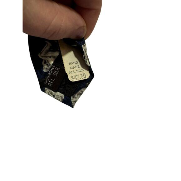Museum Artifacts The Thinker Vintage Novelty Necktie Silk - Picture 7 of 7